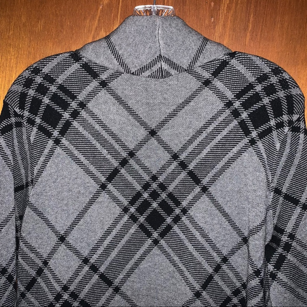 Women’s M JONES NEW YORK COLLECTION Gray Plaid Open Front Sweater Coat Business - Picture 9 of 9